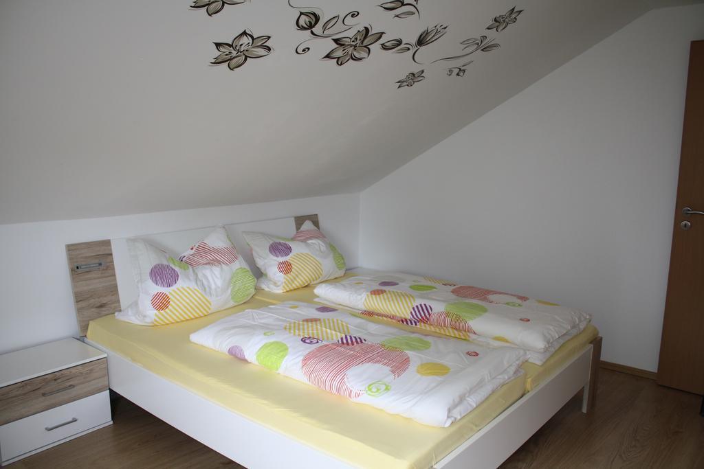 Ferienwohnung Lotte Leipheim Dış mekan fotoğraf